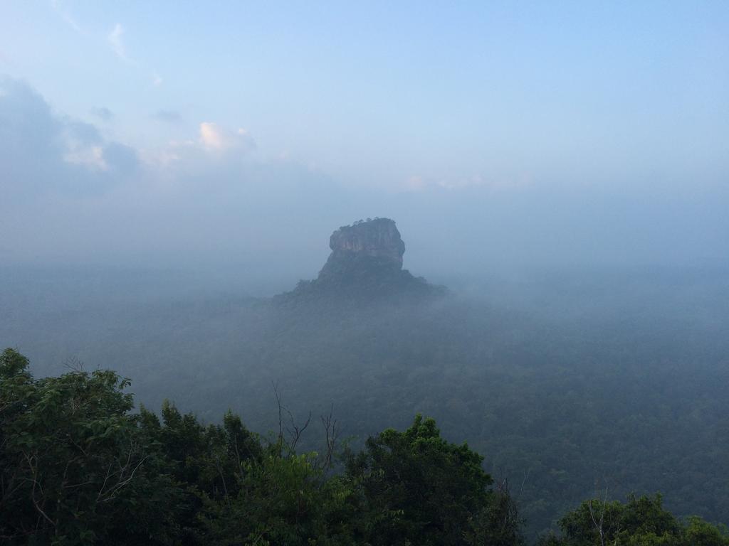 Sigiriya Vee Guest Lägenhet Exteriör bild